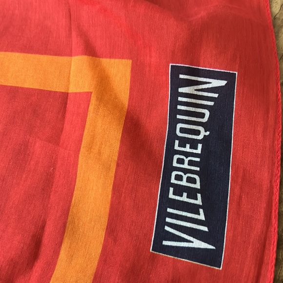 Vilebrequin Scarf 75”x50” feels like silk - Picture 7 of 7